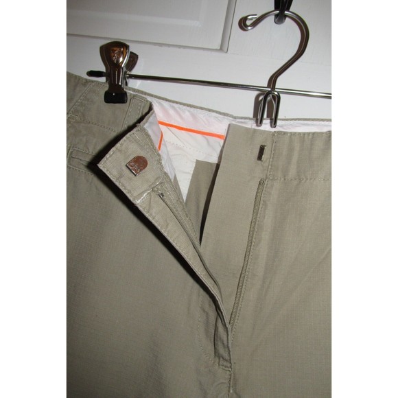 Isaac Mizrahi Women's Beige Mid-Rise Cotton Khaki Capri Pants Size 14 - Picture 7 of 8